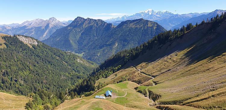 Chalet du Drison und der Mont-Blanc im Hintergrund