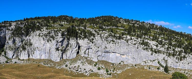 Vue le Mont Téret depuis le col