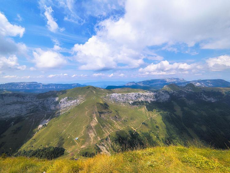 Le col de la Buffaz et la pointe de l'Ovine