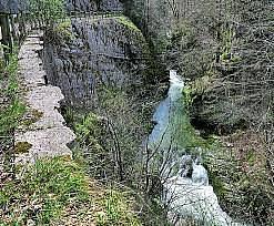 Cascades d'entre-côtes