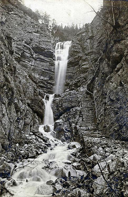 Cascade de combe Grède
