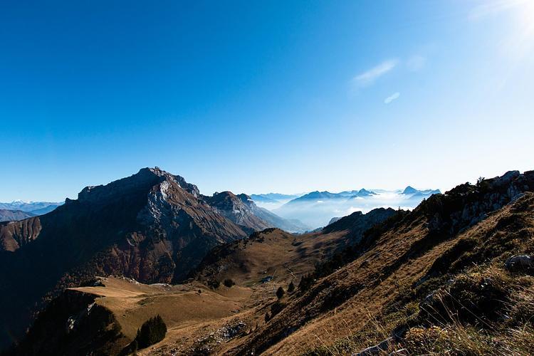 Blick von der Spitze auf die Alpen