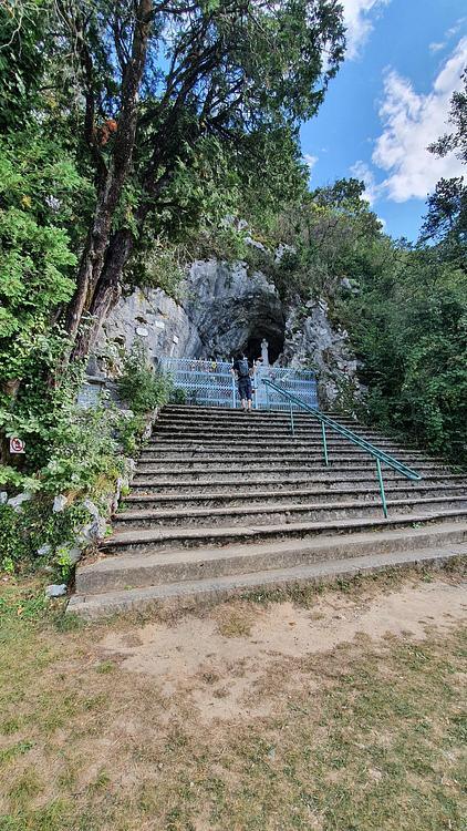 Die Höhle Notre-Dame du lac