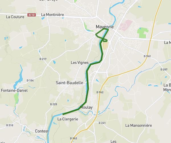 Mayenne. we halage écluse